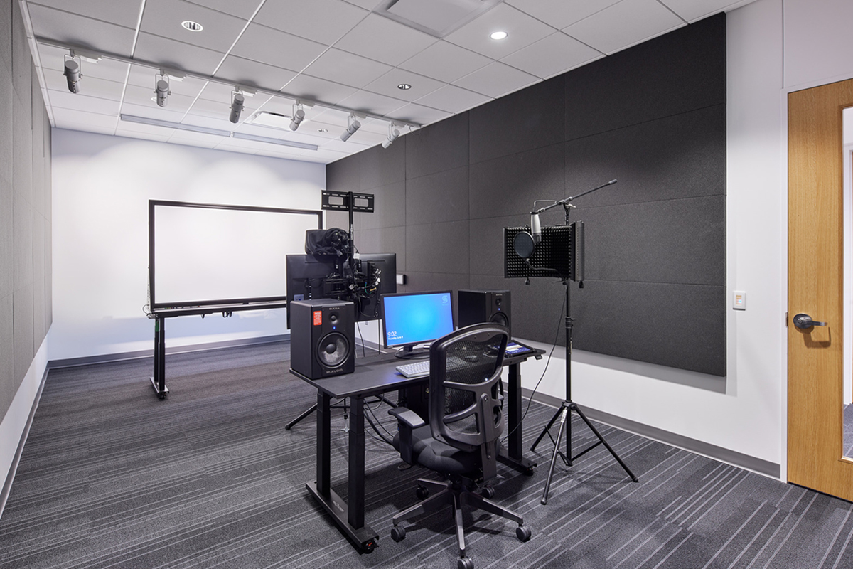 BoydJones_ProjectProfiles_20_004_N52