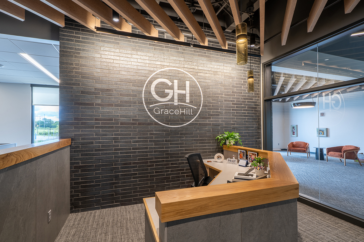 GraceHill_FINAL_DCL-28